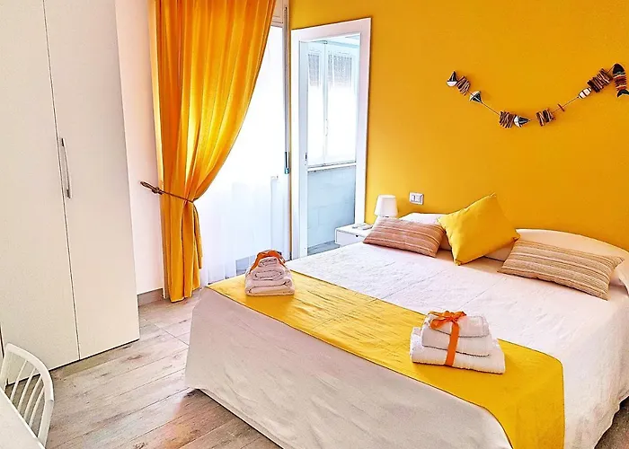 Bed and Breakfast #Zonaporto Napoli